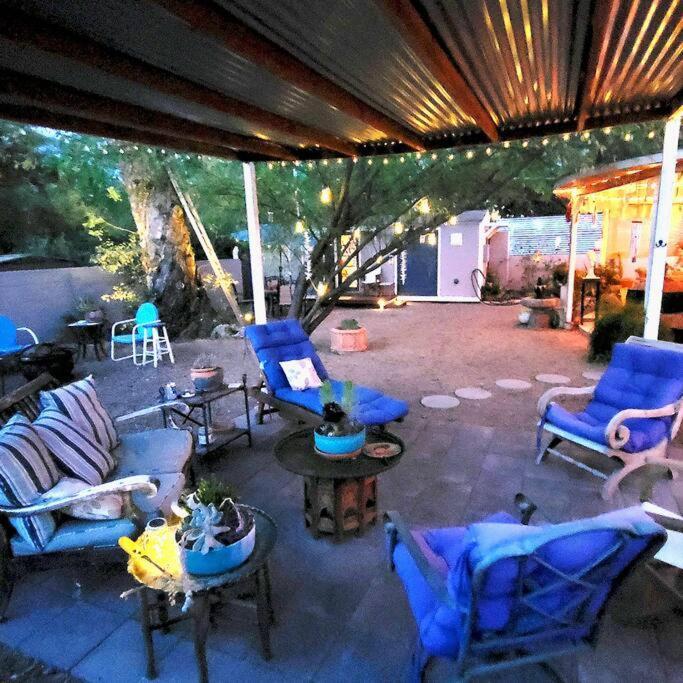 Cute Peaceful Tiny House Getaway W Backyard - Low Summer Rates! ทูซอน ภายนอก รูปภาพ